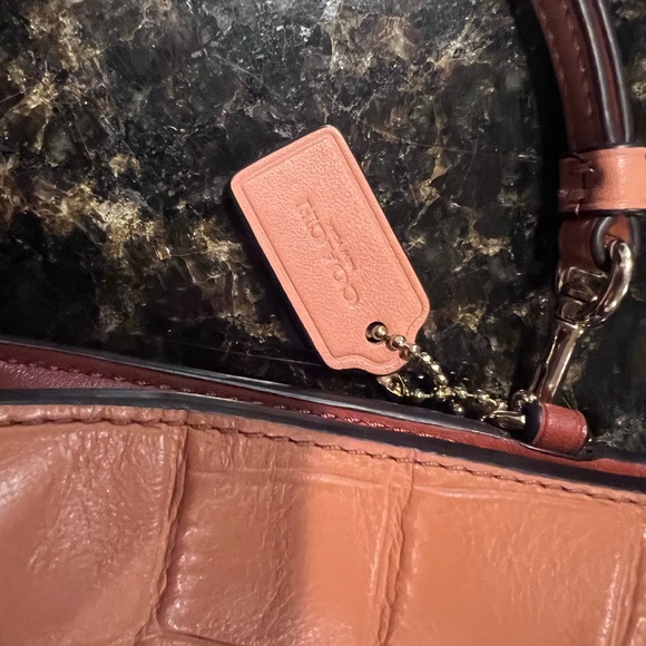 Authentic Coach wristlet - Picture 2 of 7